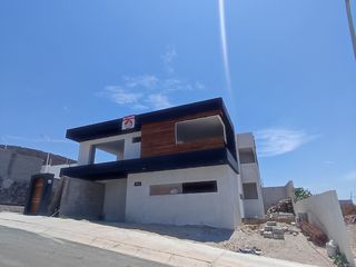 VENTA CASA EXCLUSIVA EN EL NUEVO REFUGIO QUERETARO