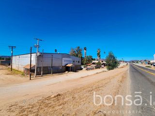 Propiedad Estratégica en San Vicente B.C.| Bodega + Frente Comercial sobre Carre