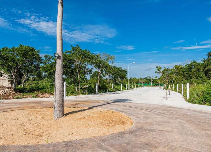TERRENO EN VENTA EN ZENDERA PRIVADA, CONKAL. | Lamudi.com.mx