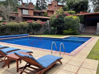 Casa en Renta en condominio. Avándaro, Valle de Bravo