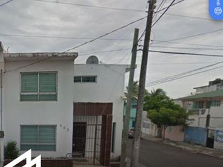 Casa en Remate Bancario; Lucio Blanco, Col. Primero de Mayo, Boca del Río, Veracruz.