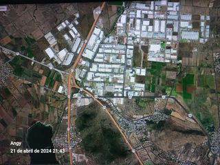 Renta/Venta.  Terreno 4.500  mts  Zona Parque Industrial Queretaro.