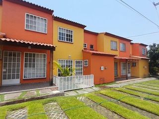 Casa en Venta en Geovillas Colorines,Tezoyuca Morelos con Alberca y Seguridad $1,330,000