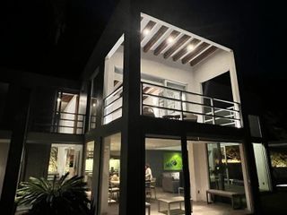 Espectacular Casa Moderna