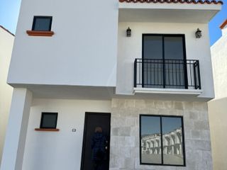 Casa en venta en Viñedos del Mar, Ensenada. Cerca de Real del Castillo Nuevo