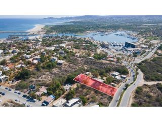 Terreno con departamentos en La Playita San José del Cabo