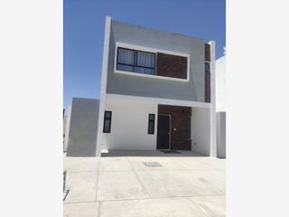 Casa en Venta en Paseo Aurea