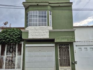 Casa en renta en Manantiales cercas de la UNLA y Ayuntamiento de Morelia