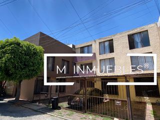 Sobrio departamento en venta en Chapultepec Ote.