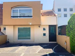 Casas en Venta en Valle de Cristal, Metepec | Lamudi