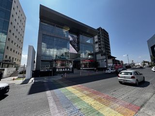 Oficina en Renta, Zona Plateada, Centro comercial Ribara. Pachuca