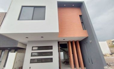¡CASA ESPECTACULAR EN VENTA EN CAPITAL SUR!