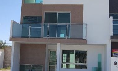 CASA EN VENTA