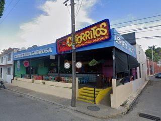 Local Comercial en Esquina Malecon Campeche