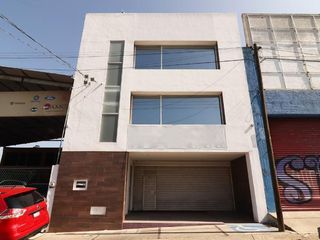EDIFICIO EN VENTA/RENTA EN PERIFÉRICO PASEO DE LA REPUBLICA, MORELIA.