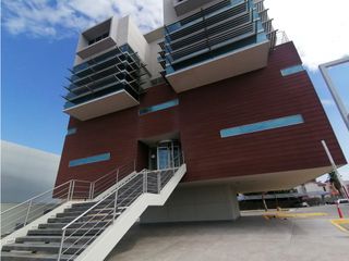 Oficina con mobiliario y servicios incluidos. Teofilo Borunda Juárez.