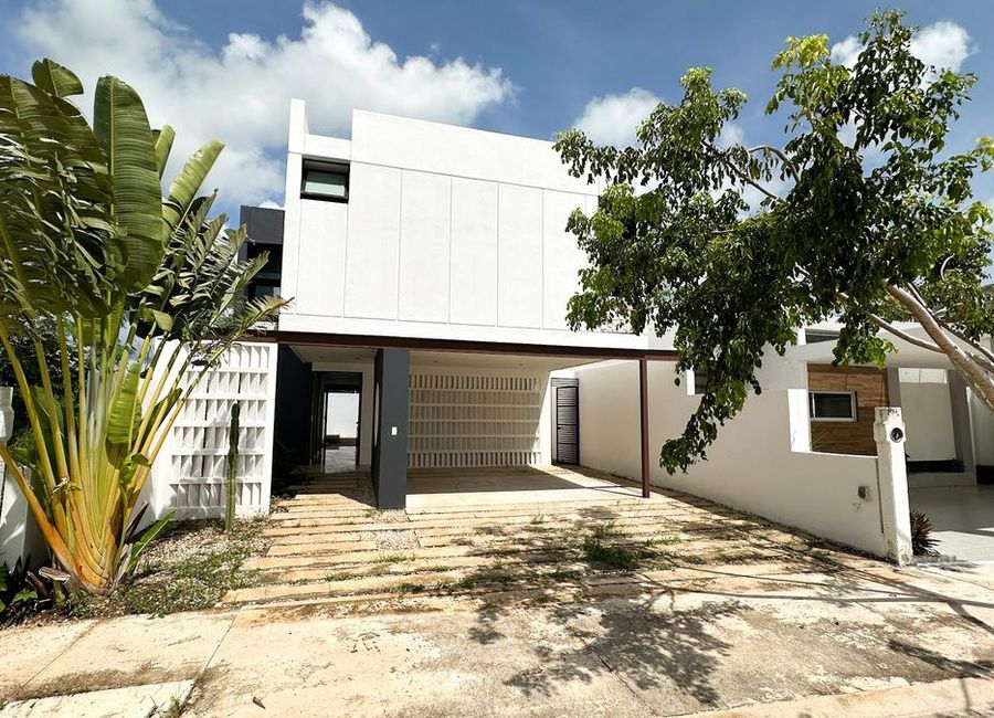 CASA EN VENTA EN PRIVADA ZENDERA, CONKAL | Lamudi.com.mx