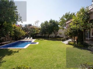 Casa en condominio en  Mansión en venta en La Hacienda