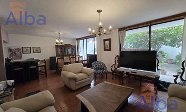 CASA EN VENTA SOBRE AVENIDA MONTE BLANCO, TROJES DE ORIENTE