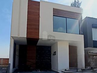 Casa en Venta en Tamarindos Residencial al Norponiente de la ciudad