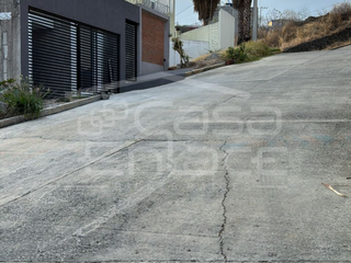 Terreno Urbano en Lomas de Zompantle, Cuernavaca, Morelos CAEN-1035-Tu