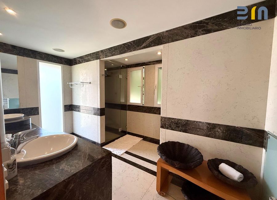 place photo 39