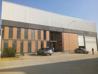 Nueva Nave Industrial de 1,654m2 en renta en Tlaquepaque