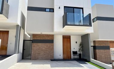 Casas en venta en Mar Abierto Residencial en Santa Teresita.
