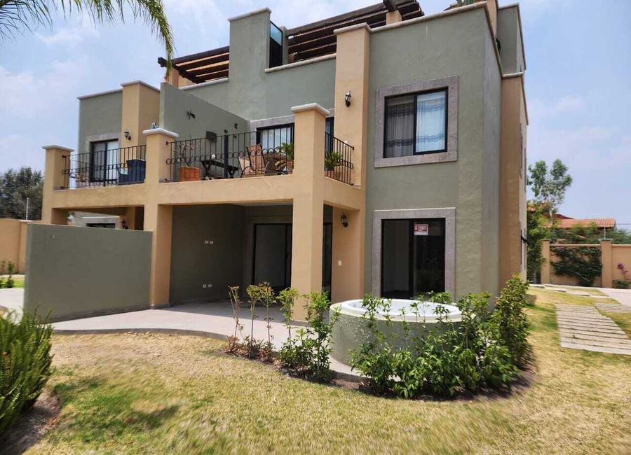 Departamento cuádruplex en venta Planta Baja en San Miguel de Allende ...