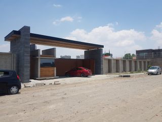 TERRENOS DE 229,39 EN VENTA EN FRACC  MERIDIAN RESIDENCES, SAN BERNARDINO TLAXCALANCINGO-LATERAL RECTA A CHOLULA