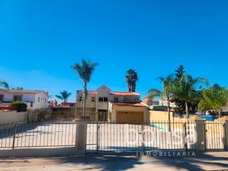 PROPIEDAD COMERCIAL EN VENTA - VALLE DORADO