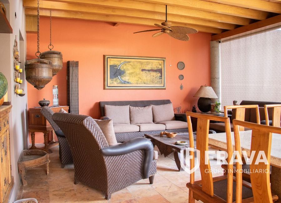 CASA EN VENTA EN COLINAS DE SAN JAVIER | Lamudi.com.mx