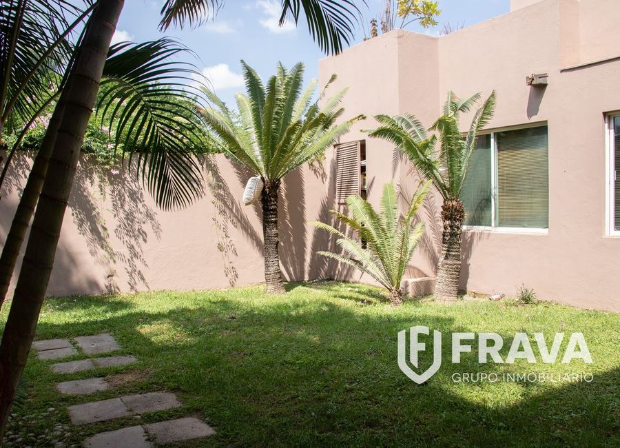 CASA EN VENTA EN COLINAS DE SAN JAVIER | Lamudi.com.mx