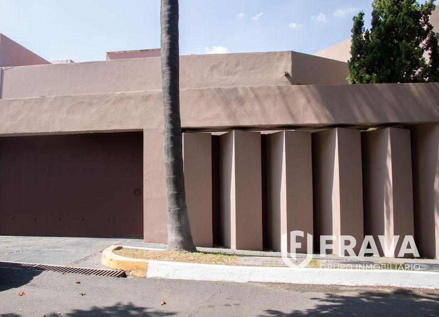 CASA EN VENTA EN COLINAS DE SAN JAVIER | Lamudi.com.mx