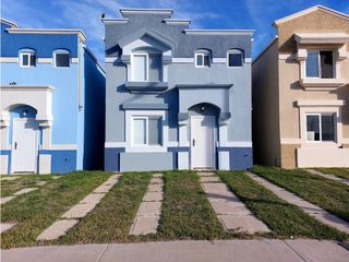 CASA NUEVA EN RENTA EN QUINTA DEL CEDRO SUR, SANTA FE