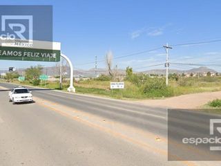 TERRENO EN VENTA SOBRE AVENIDA JUAN PABLO MUY CERCA DEL AEROPUERTO