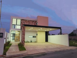 CASA EN VENTA UBICADA EN MARGARITAS CHOLUL, NORTE DE MÉRIDA