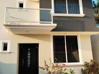 Casa en Venta con amplio Jardin Coatzacoalcos