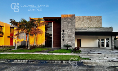 Residencia en venta en Punta Tiburón Marina 1 Amueblada
