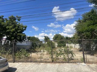 Terreno en renta de 1,000m2 a pasos del siglo XXI