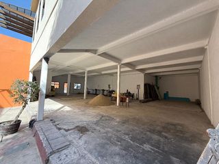 Local modular en renta en Pueblo Amigo 62 m2
