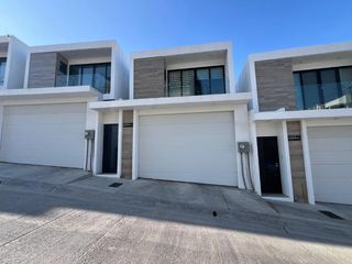Venta de Casa Entre Nubes en Bulevar Cuauhtémoc Tijuana