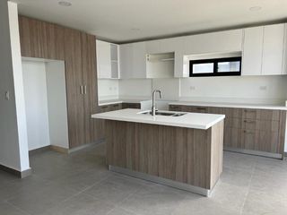 Enhaus Geronimo Meza