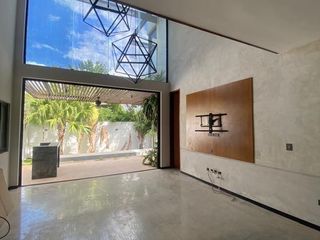 CASA EN PRIVADA EN TEMOZON NORTE