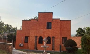 Venta  casa en Yutepec Morelos con alberca y jardin
