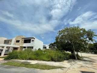TERRENO EN PRIVADA RESIDENCIAL EN CONKAL, CON AMENIDADES