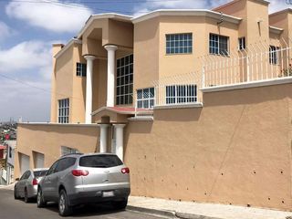 Casa de 4 recámaras en Lomas Conjunto Residencial, Tijuana