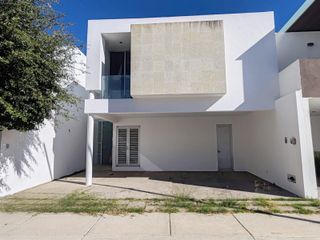 VENTA CASA EN LORETTA I AL NORPONIENTE DE LA CIUDAD GE