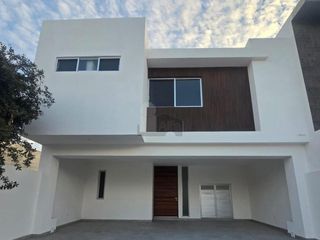 Casa nueva en Venta en Fraccionamiento Loretta