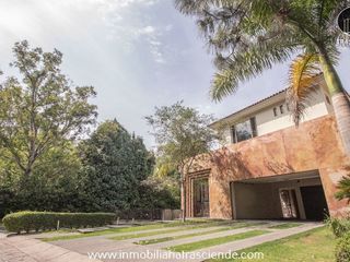 CASA EN RENTA EN VALLE REAL, ZAPOPAN, JALISCO, ZONA REAL.